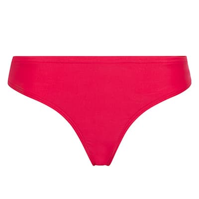 Roter Slip in einfacher Gestaltung, Vorderansicht.